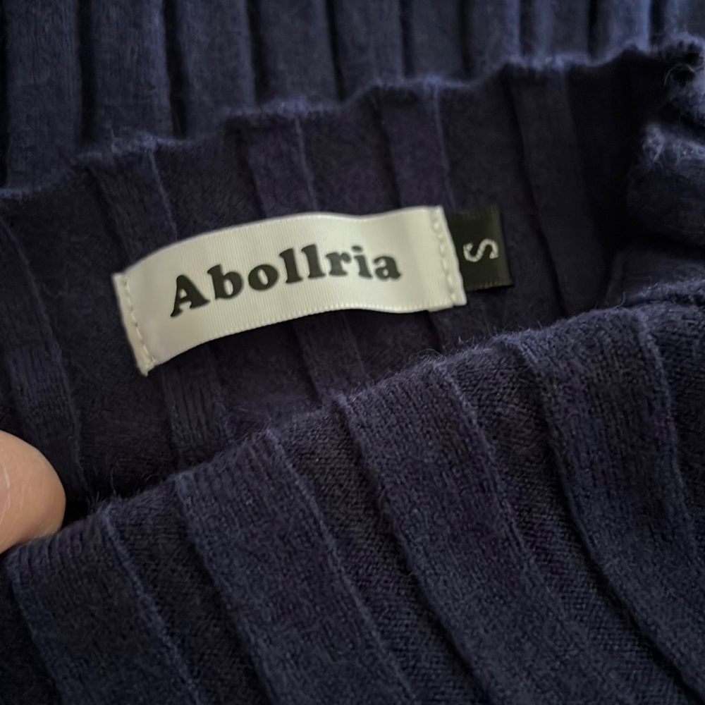 Abollria sweater. - Picture 6 of 6